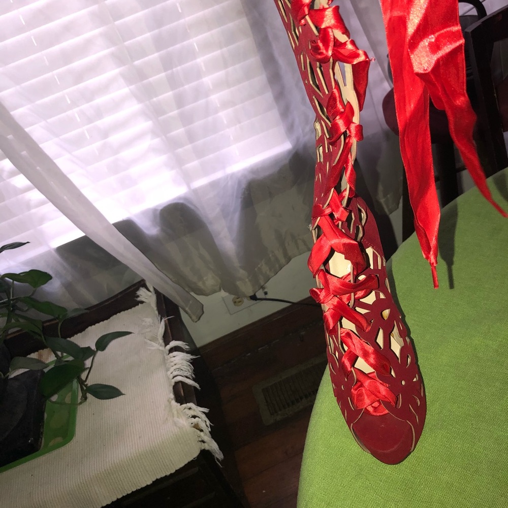 Boots - Picture 2 of 6
